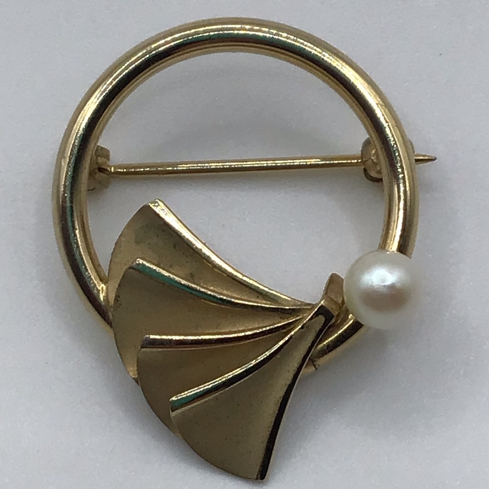 Vintage Gold filled brooch